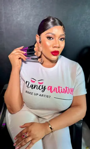 Nancyartistry_